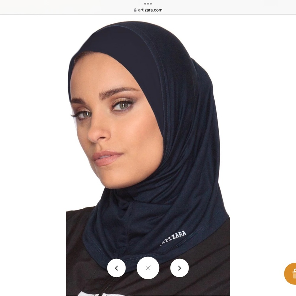 Artizara One Piece Stretch Navy Hijab NWOT